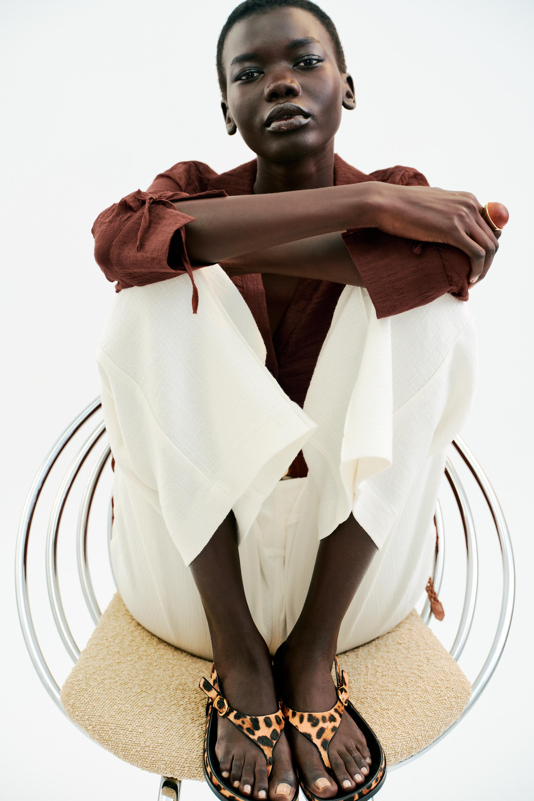 ANIMAL PRINT FUR LEATHER SANDALS